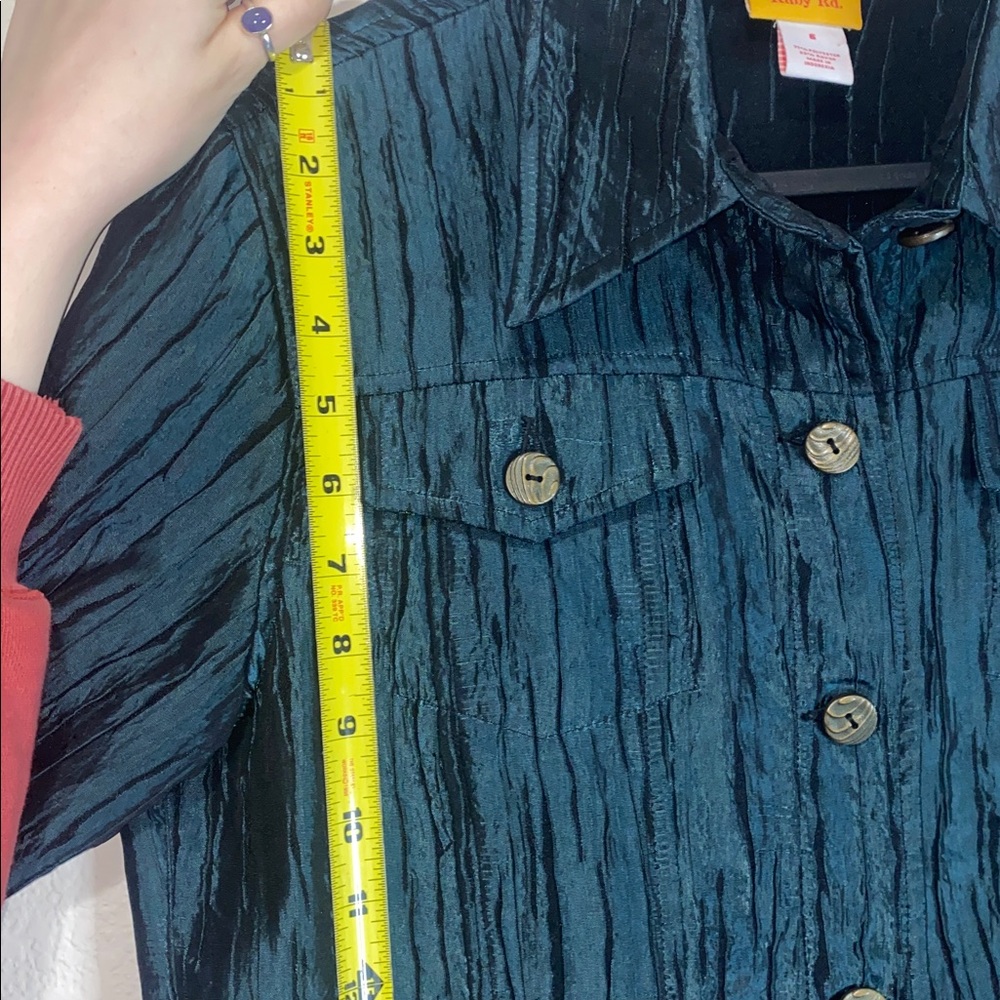 Ruby Rd. Shimmered Dark Olive Green Textured Butt… - image 3